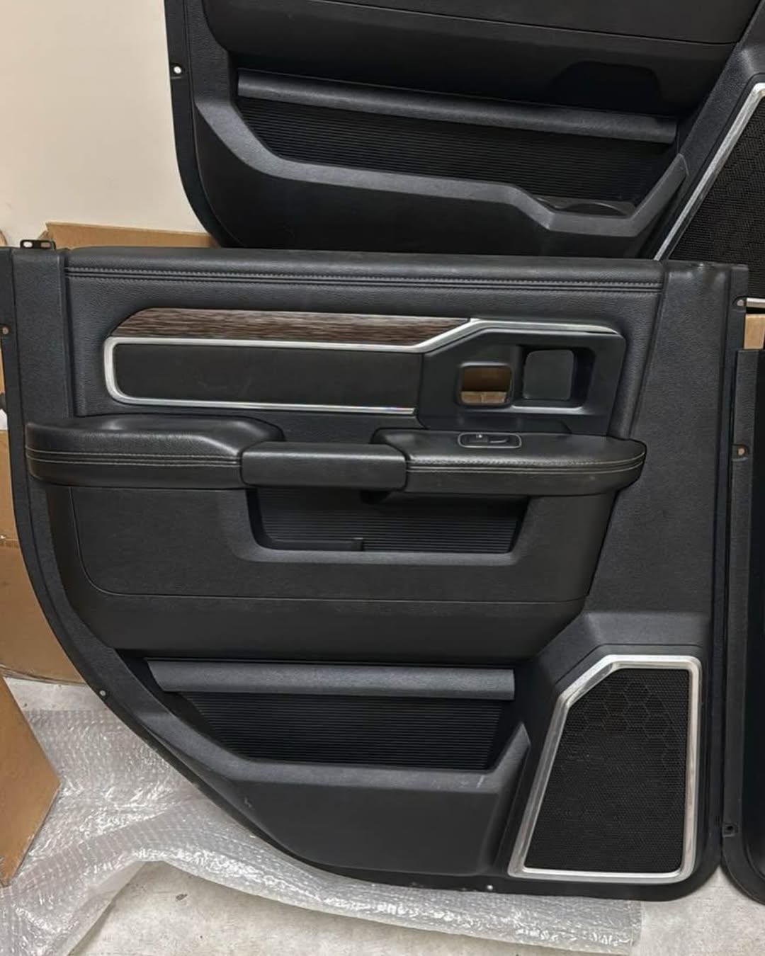 2009-2018 Ram Laramie black door panels - Image 4