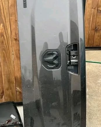 2019-2024 Dodge RAM Tailgate
