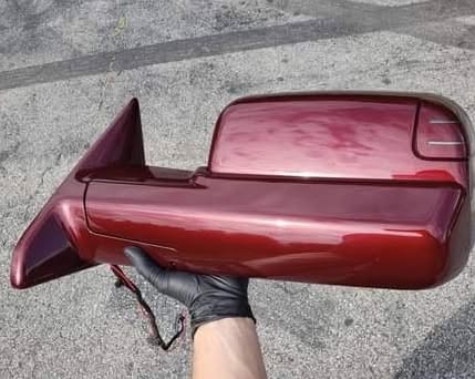 4th & 5th gen Dodge Ram Color matched towing mirrors power fold with switchback lights - Image 2