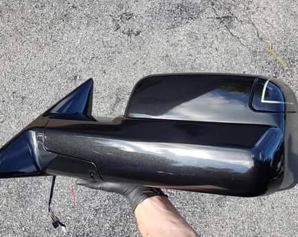4th & 5th gen Dodge Ram Color matched towing mirrors power fold with switchback lights - Image 4
