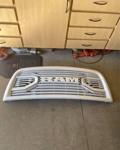 white dodge ram grill 2009-2018