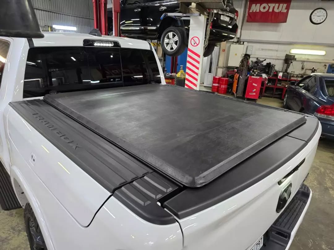 Original cover for Ram 1500 with Ramboxes