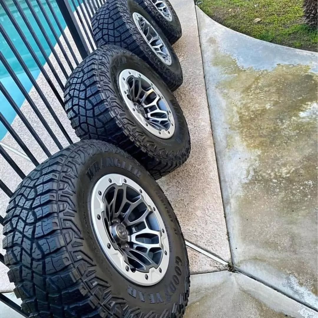 wheels and Tires - Image 2
