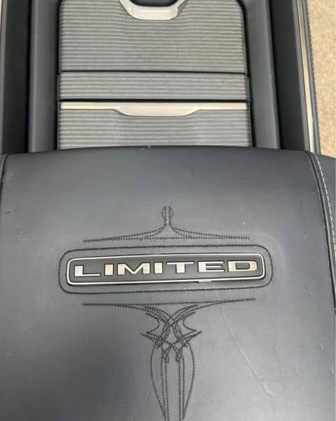 Full 2019-2024 Dodge ram Limited center console - Image 6