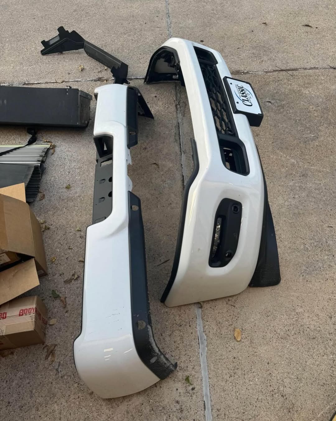 white ram 2500 front and rear bumpers