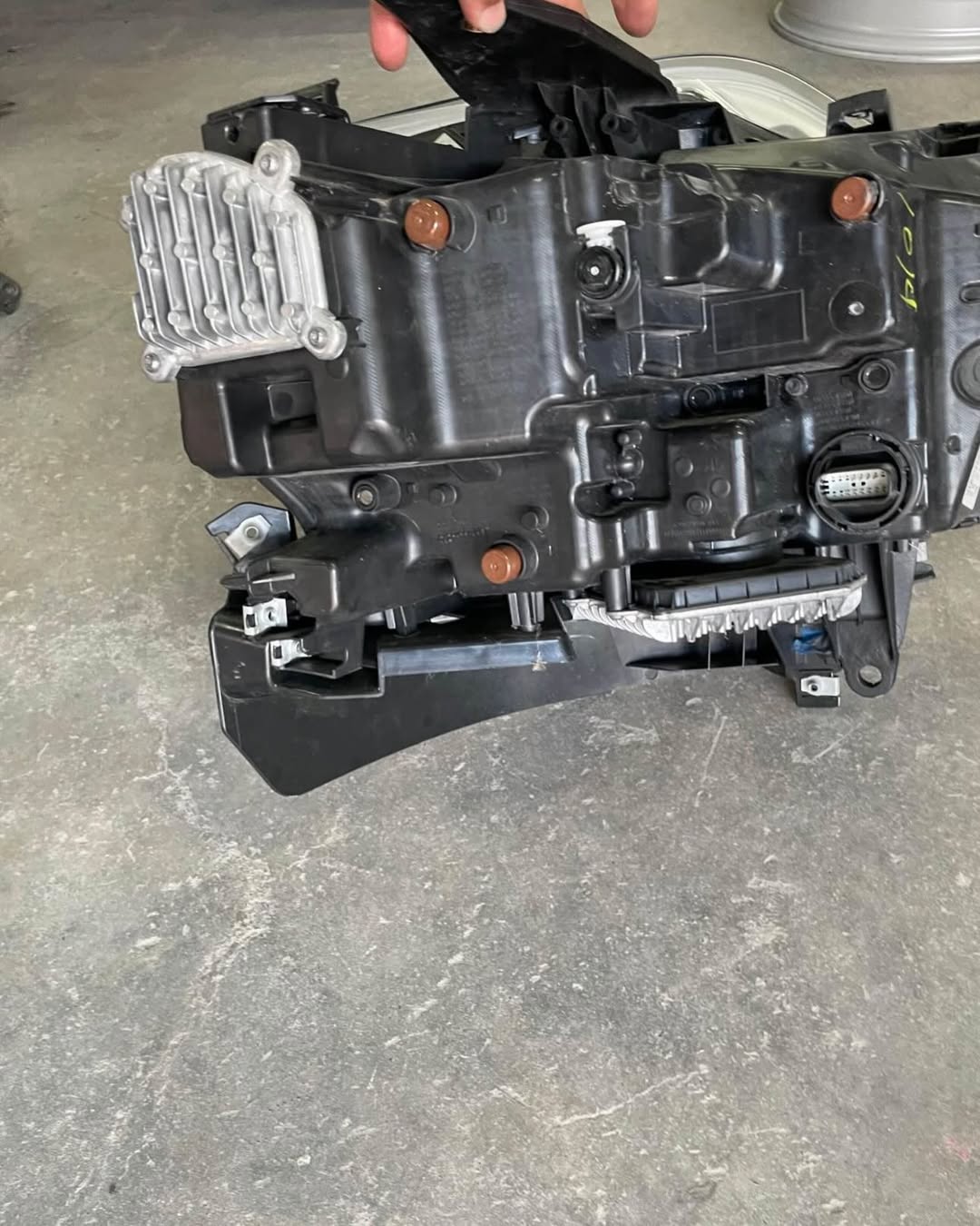 DODGE RAM 1500 LIMITED HEADLIGHTS FULL LED OEM - Image 10