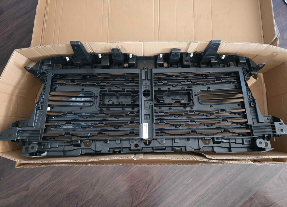 2020-2024 RAM 2500/3500 Black Grille. - Image 5