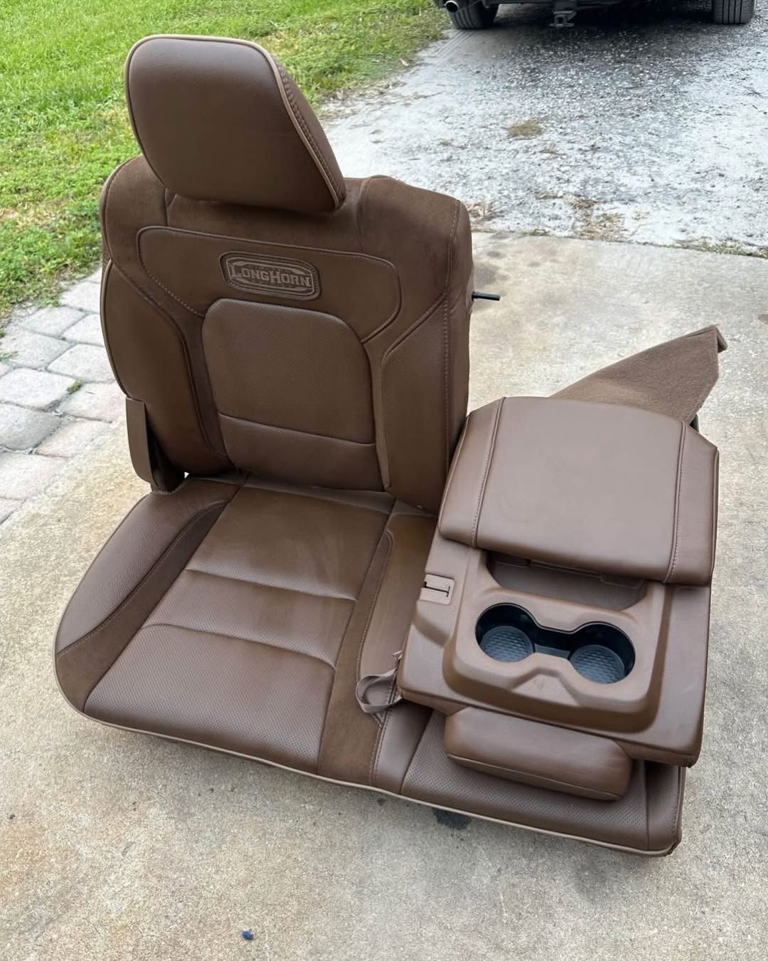 Limited longhorn interior/ seats - Image 7