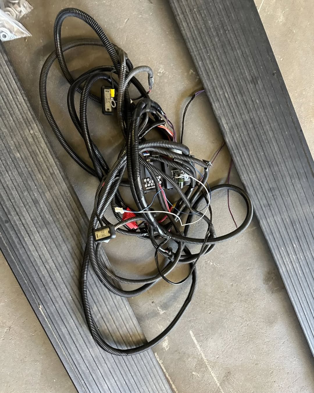 2019-2024 Ram 1500 Crew Cab AMP Research Steps - Image 4