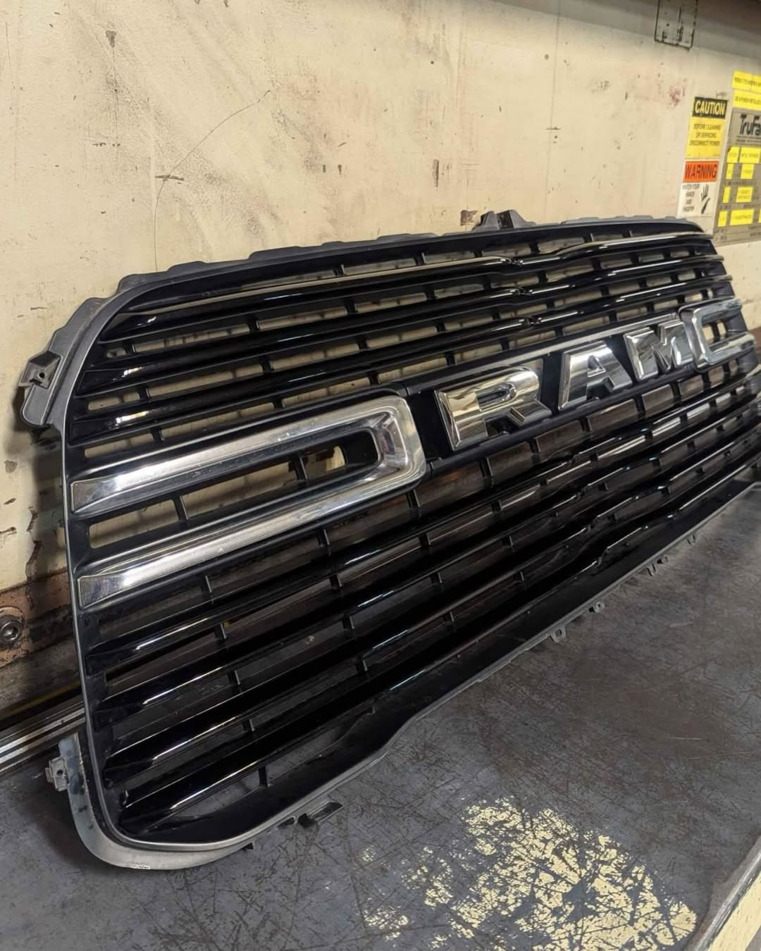 2019 + ram 2500 grill
