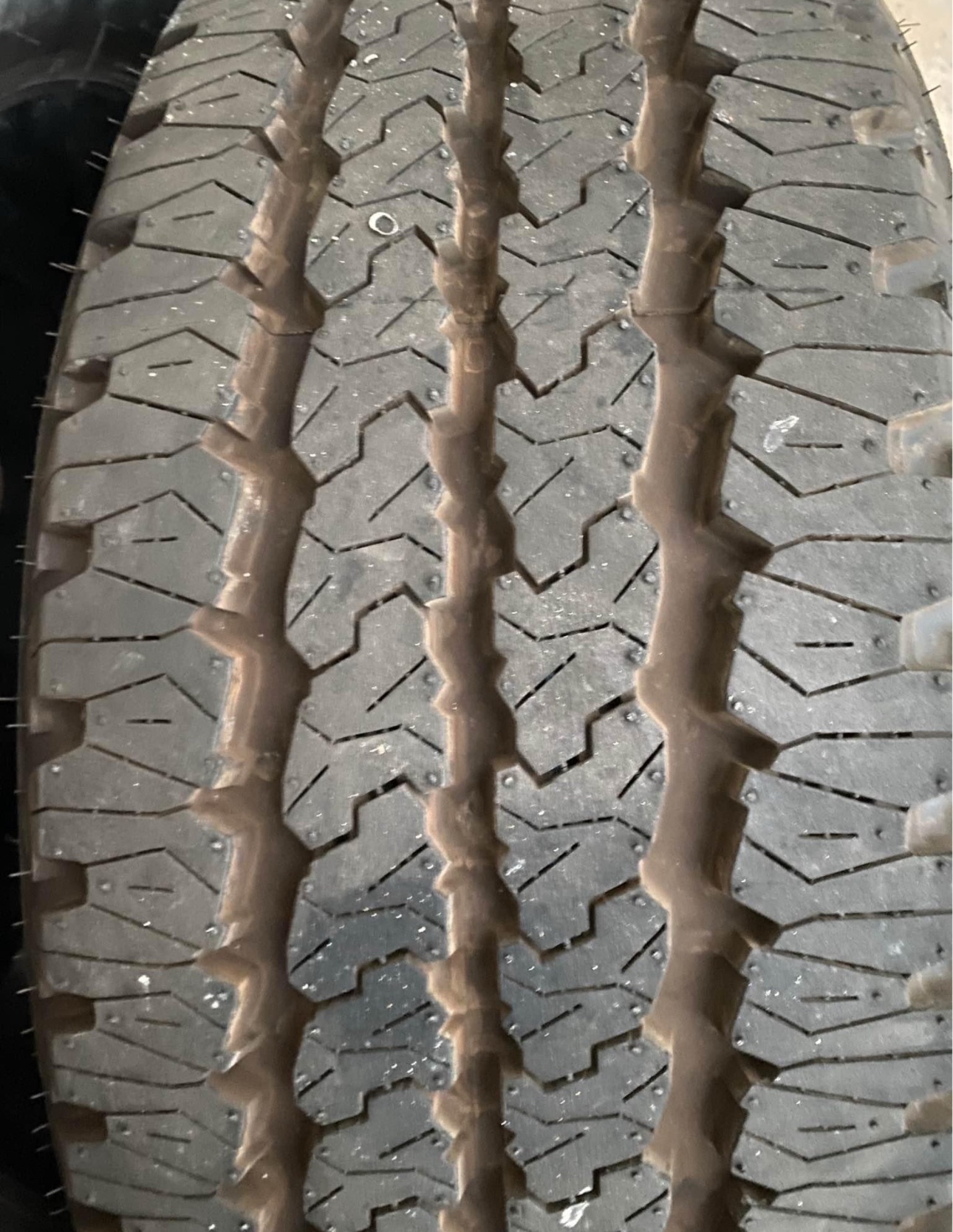 Dodge Ram 2005-2024 Ram 2500, 3500 wheels and tires