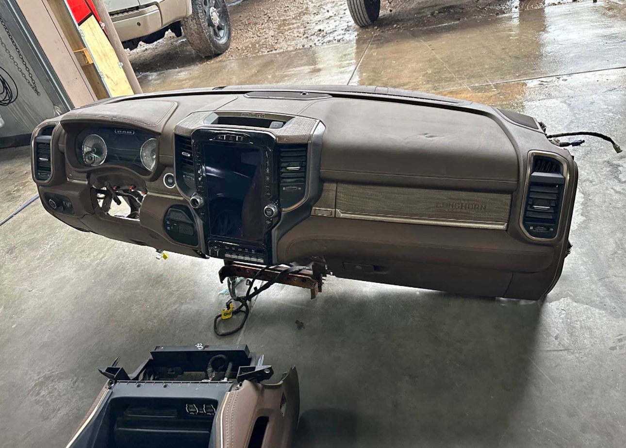 Ram 5th gen longhorn interior - Image 4