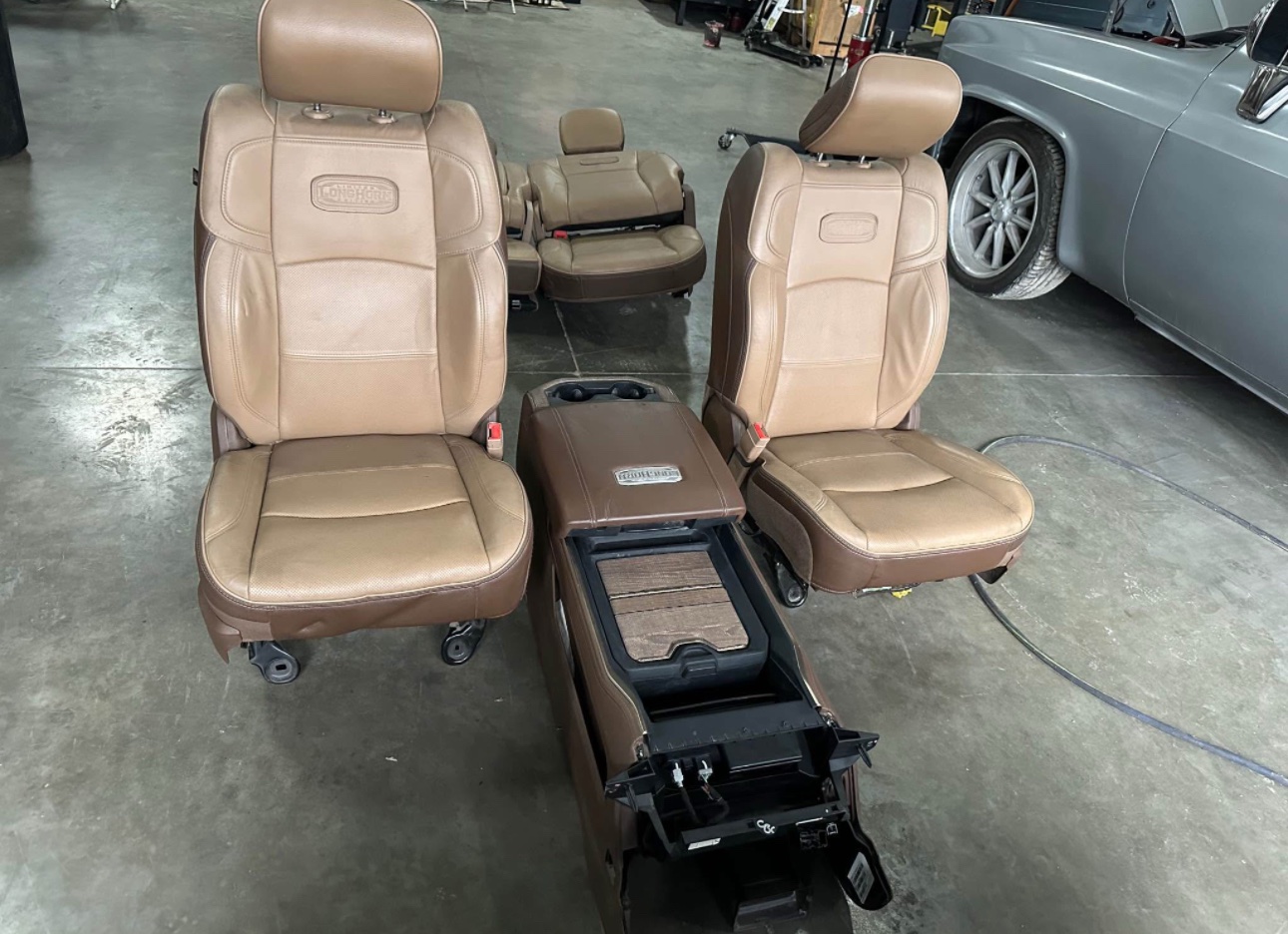 Ram 5th gen longhorn interior - Image 3