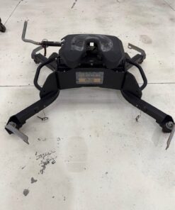 Alternative view of Mopar OEM 5th wheel hitch