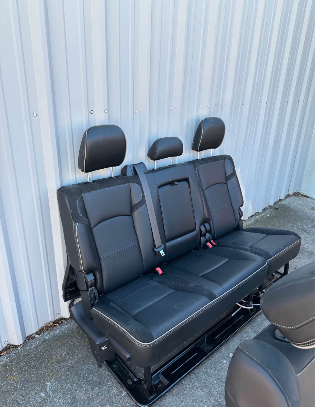 2019-2024 DODGE RAM CUMMINS MEGA CAB INTERIOR - Image 2