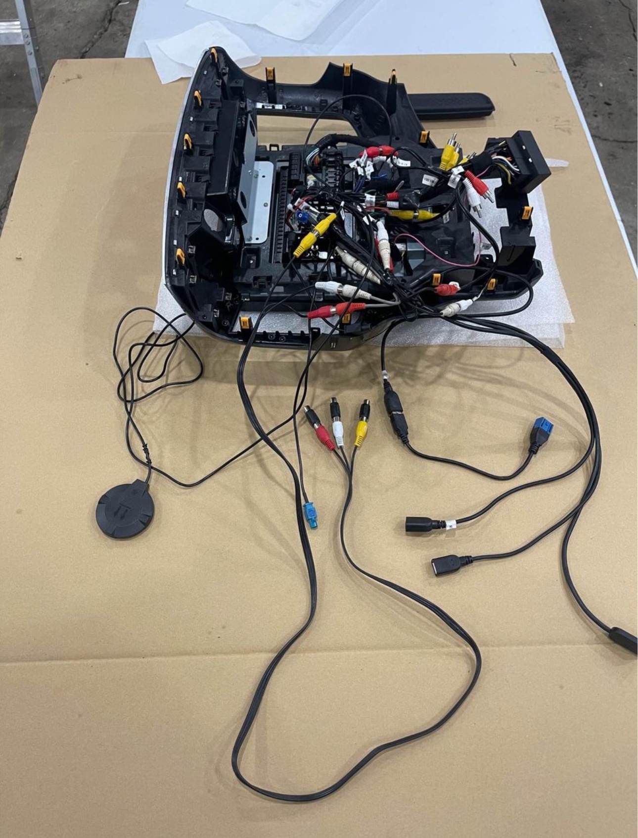 Phoenix automotive radio
Everything is in perfect condition ready to install,
This radio is excellent. - Image 3