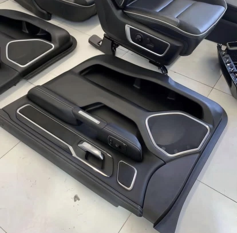 2014- 2025 Dodge Ram 1500 OEM leather Seats - Image 3